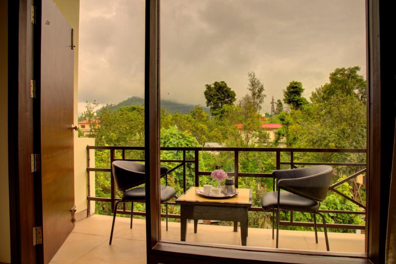 The Palm Resort-Luxuria Nainital Exterior foto